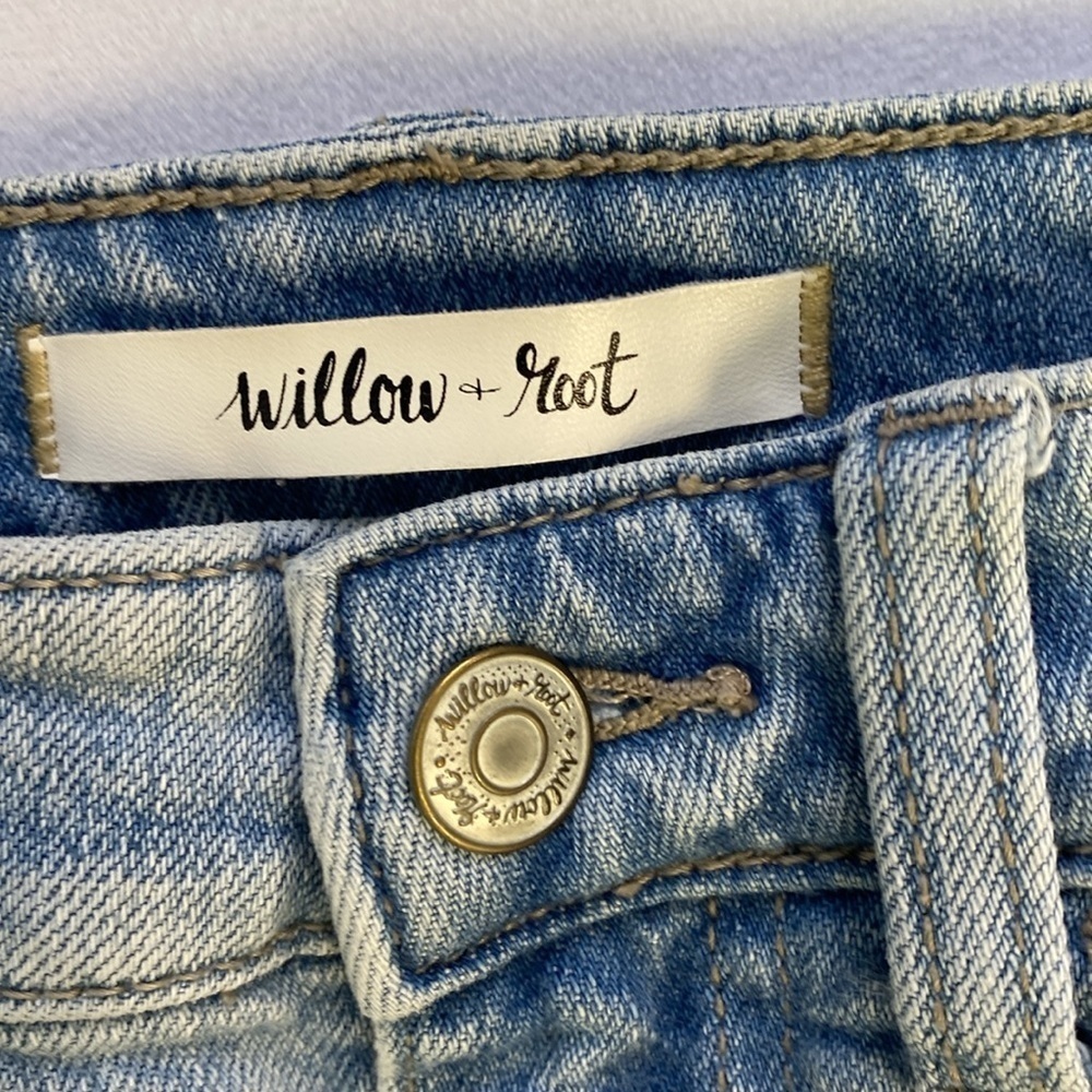 Willow & Root Buckle High Rise Mom Fit Distressed Jeans Women’s Size 24 - Picture 6 of 15